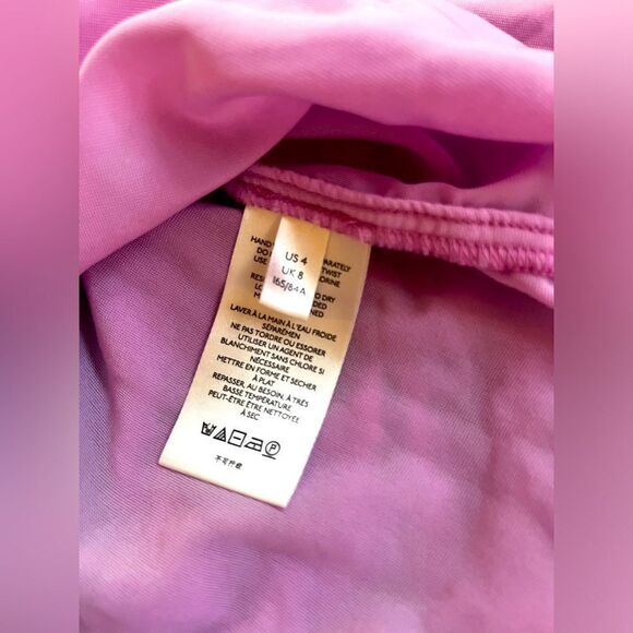 PILCRO
The Hadley Relaxed Buttondown Shirt :
Velvet Edition; Size 4 - Picture 9 of 11